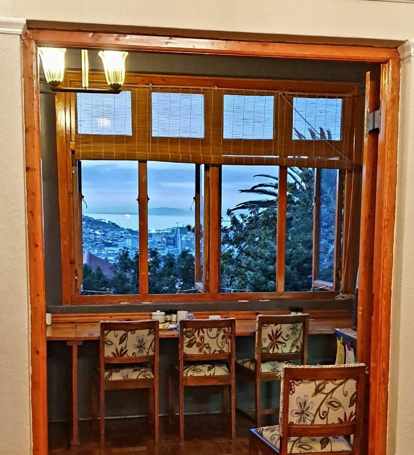 Redbourne Hilldrop Guesthouse B&B Cape Town Exterior photo