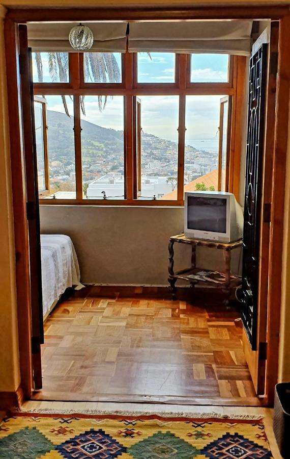 Redbourne Hilldrop Guesthouse B&B Cape Town Exterior photo